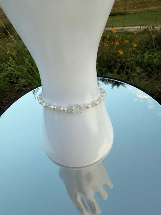 June Birthstone Bracelet – Freshwater Pearl & Faceted Moonstone with Customizable Clasp