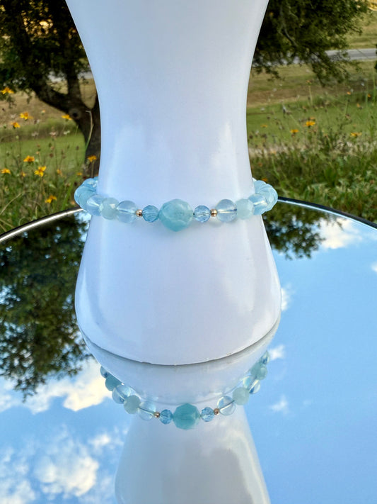 Variety Aquamarine Bracelet in Mixed Cuts – March Birthstone