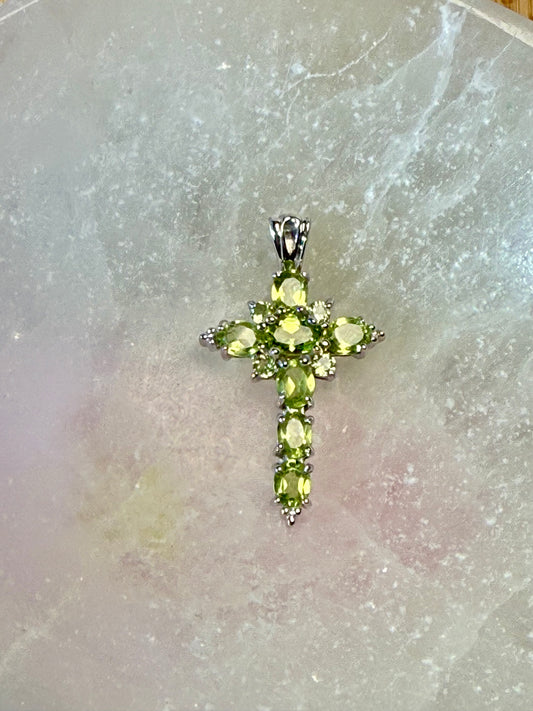 Peridot Gemstone Cross Pendant – 925 Silver